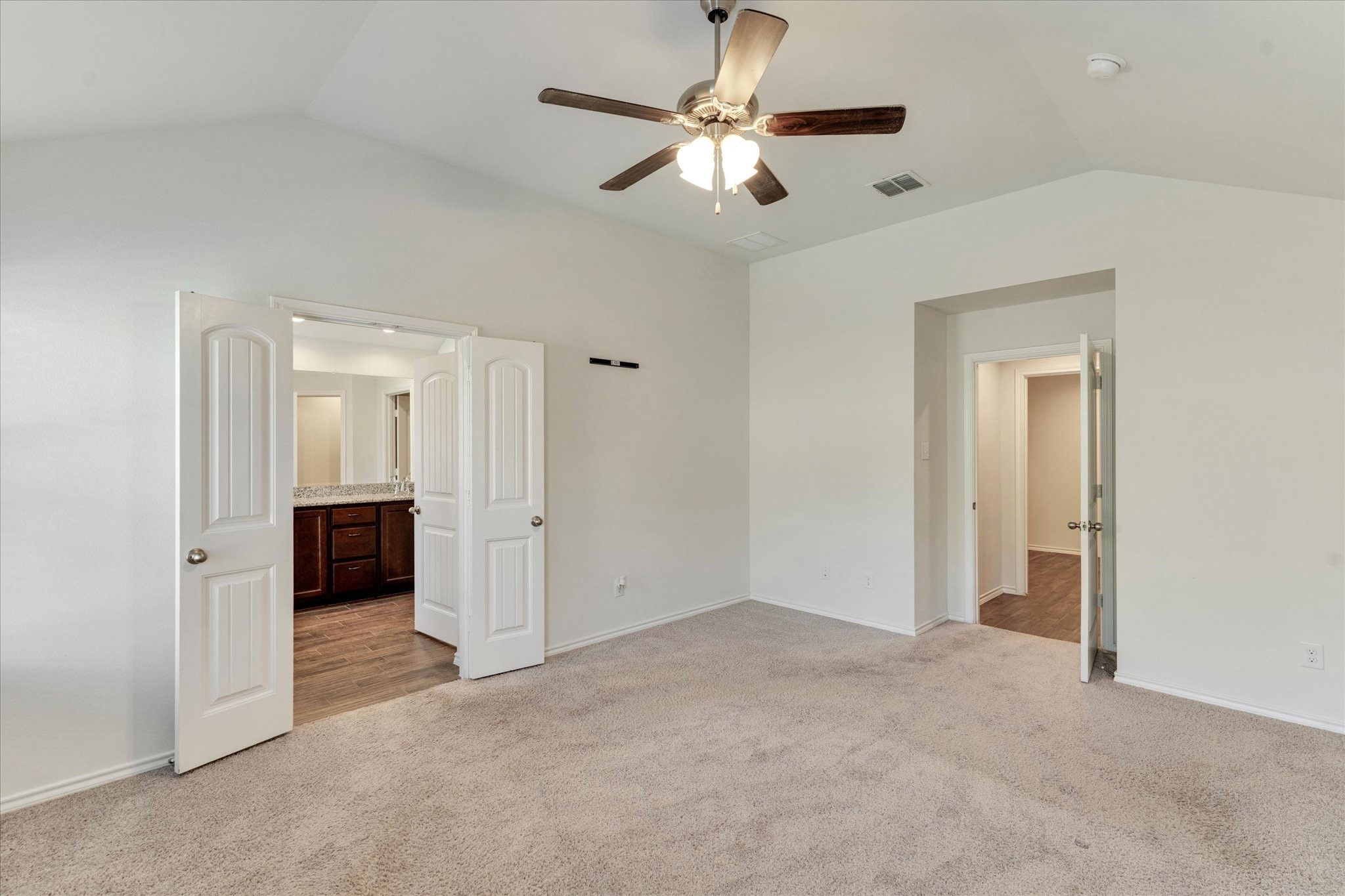 224 Cattlemans Trail