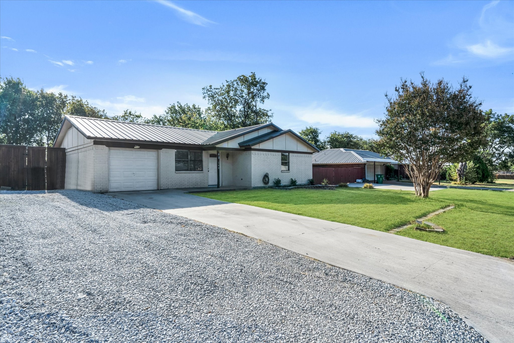 140 Redbud Street