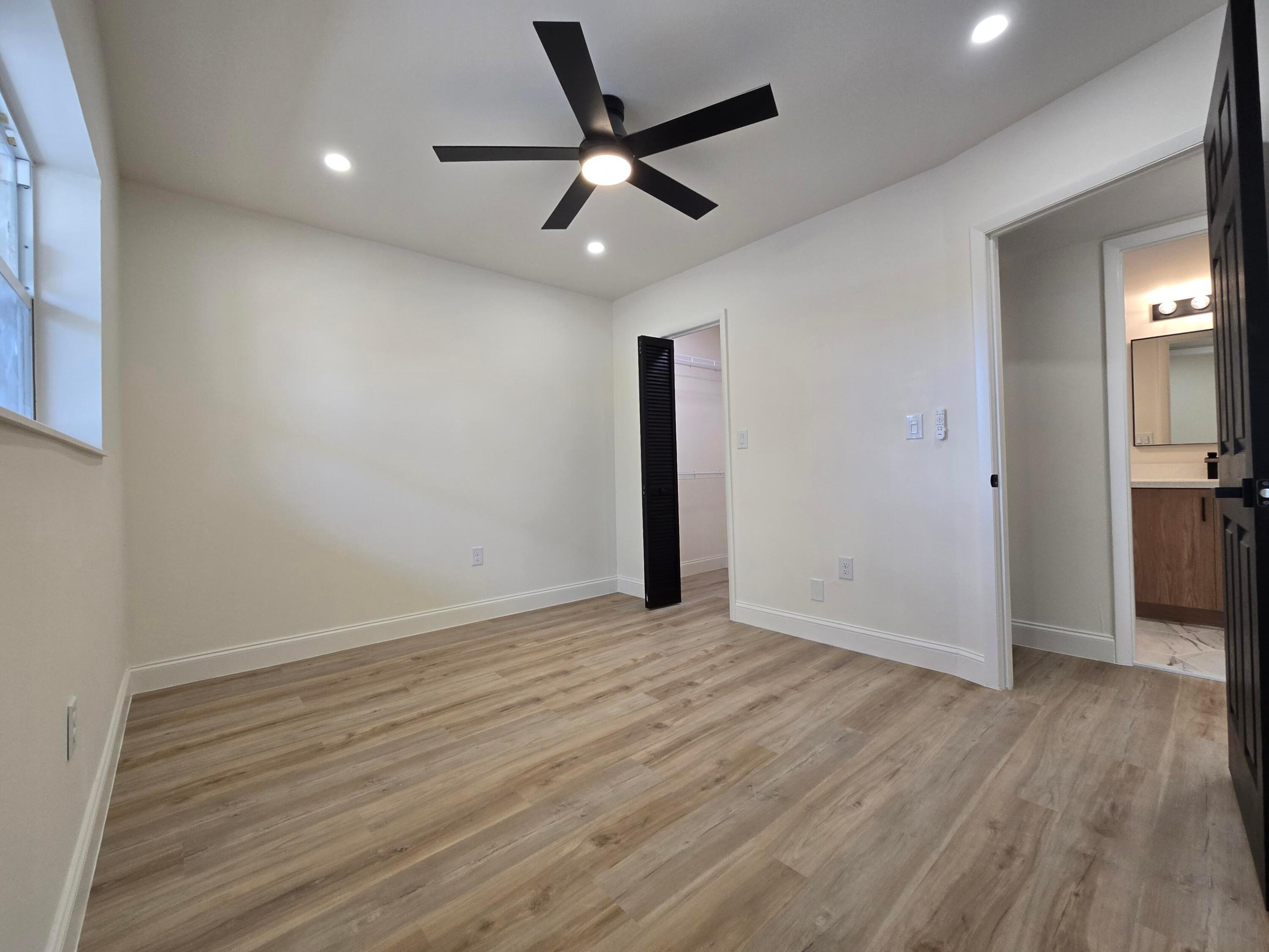 3001 Sunrise Lakes Drive E Unit: 303