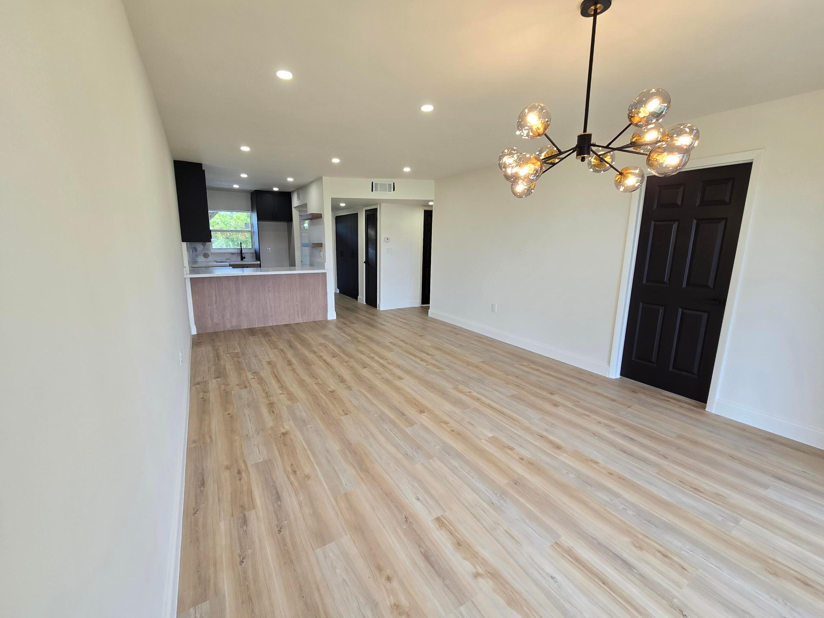 3001 Sunrise Lakes Drive E Unit: 303