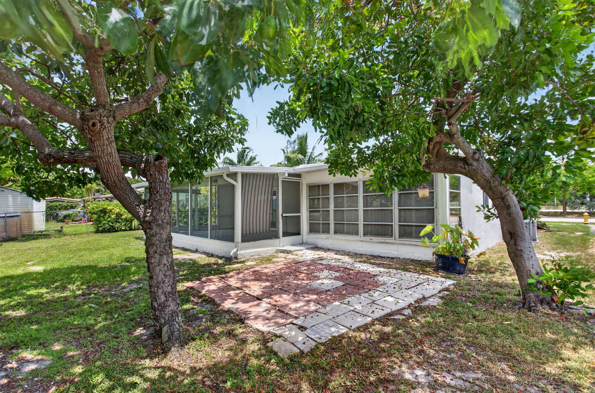 540 NE 61st Court