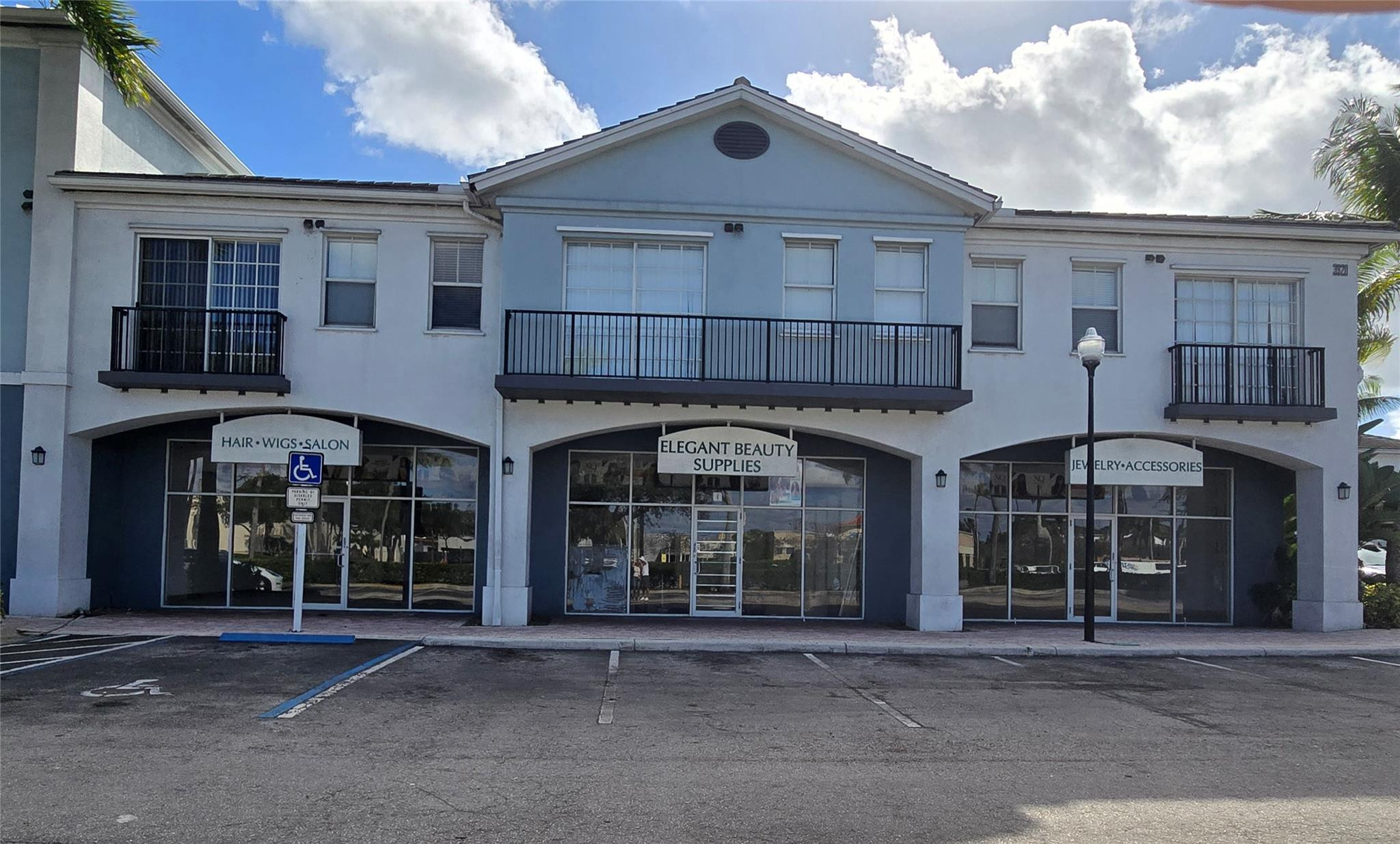 3920 W Broward Boulevard 8 Plantation Fl Us 33324 B26047498