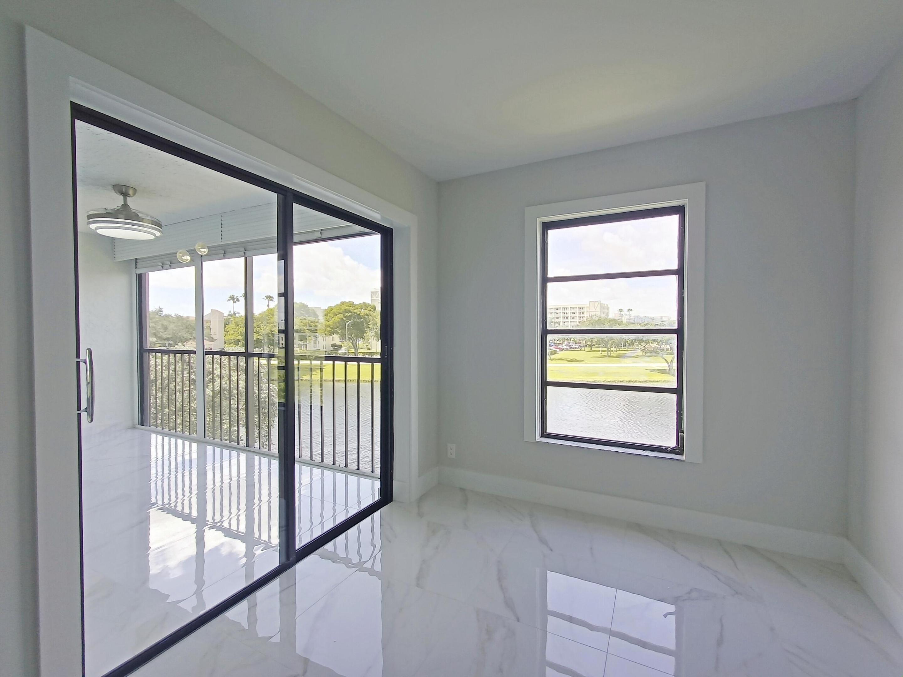 7320 Amberly Lane 305