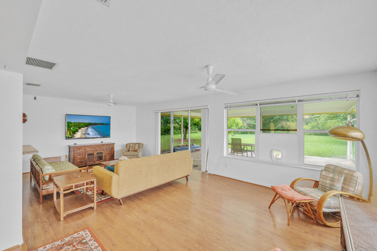 446 SANTA FE Road