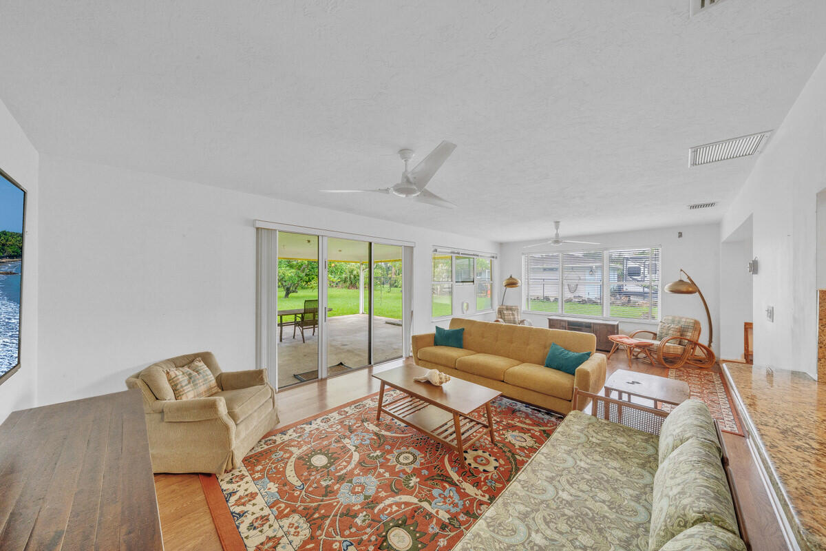 446 SANTA FE Road