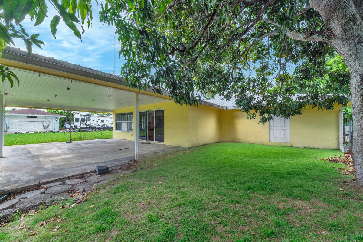 446 SANTA FE Road