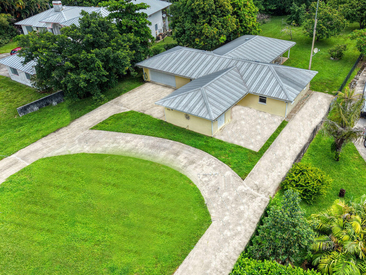 446 SANTA FE Road