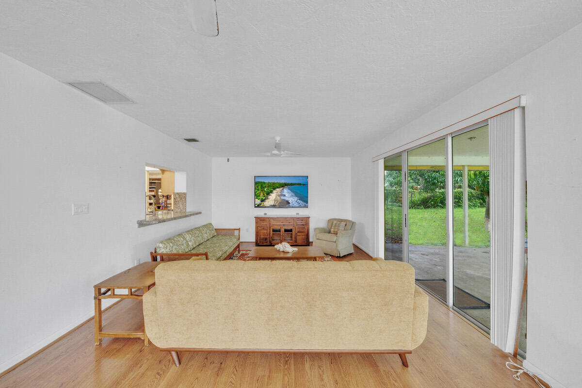 446 SANTA FE Road