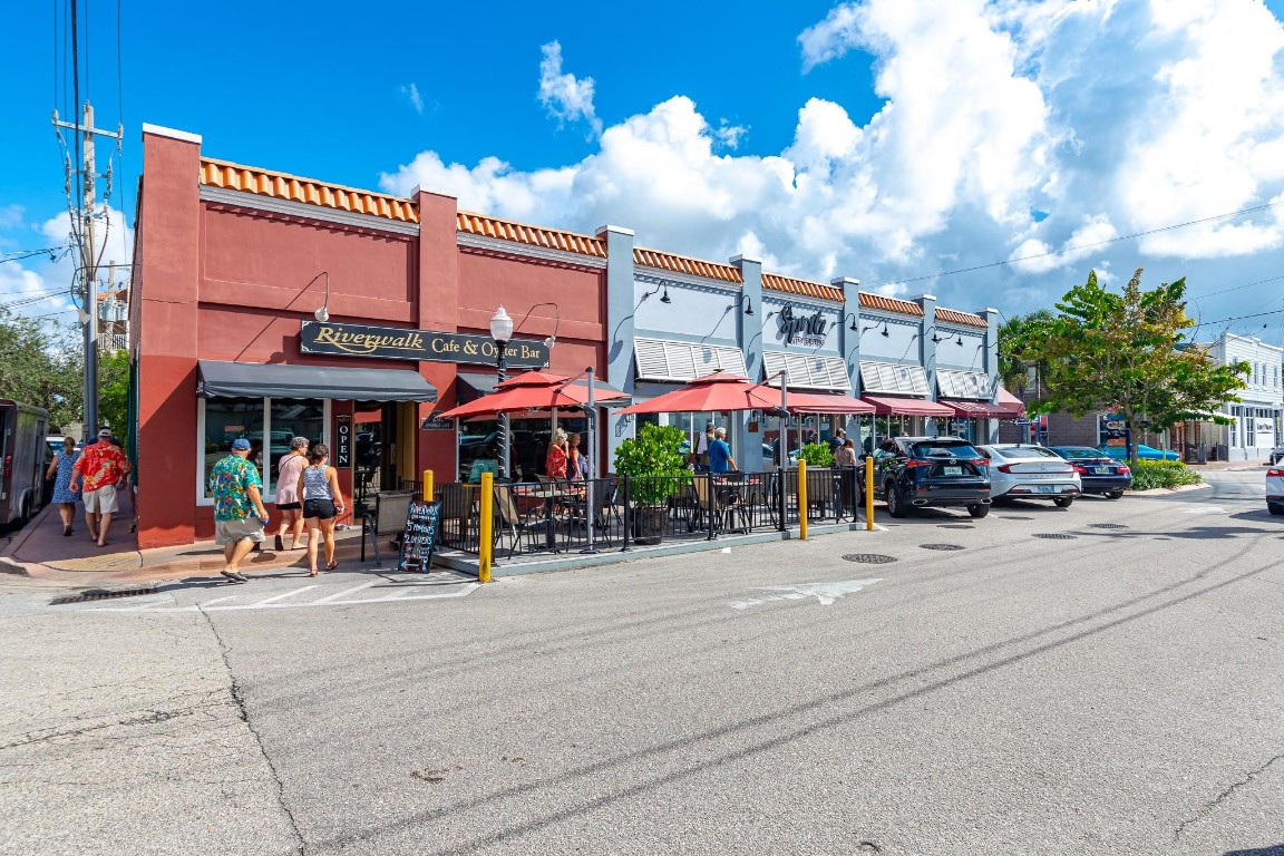 4433 SE VILLAGE ROAD