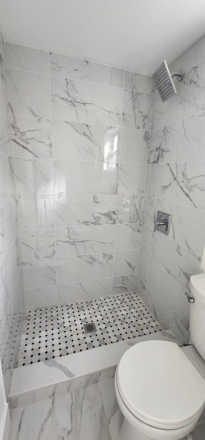 1770 Lauderdale Manor Dr
