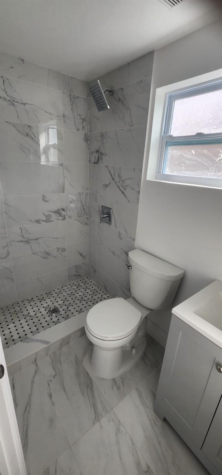 1770 Lauderdale Manor Dr