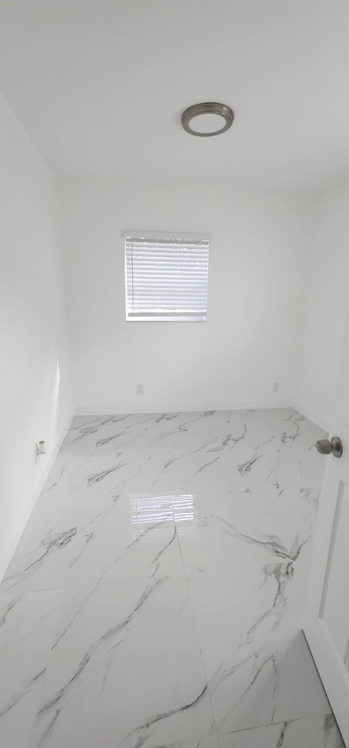 1770 Lauderdale Manor Dr