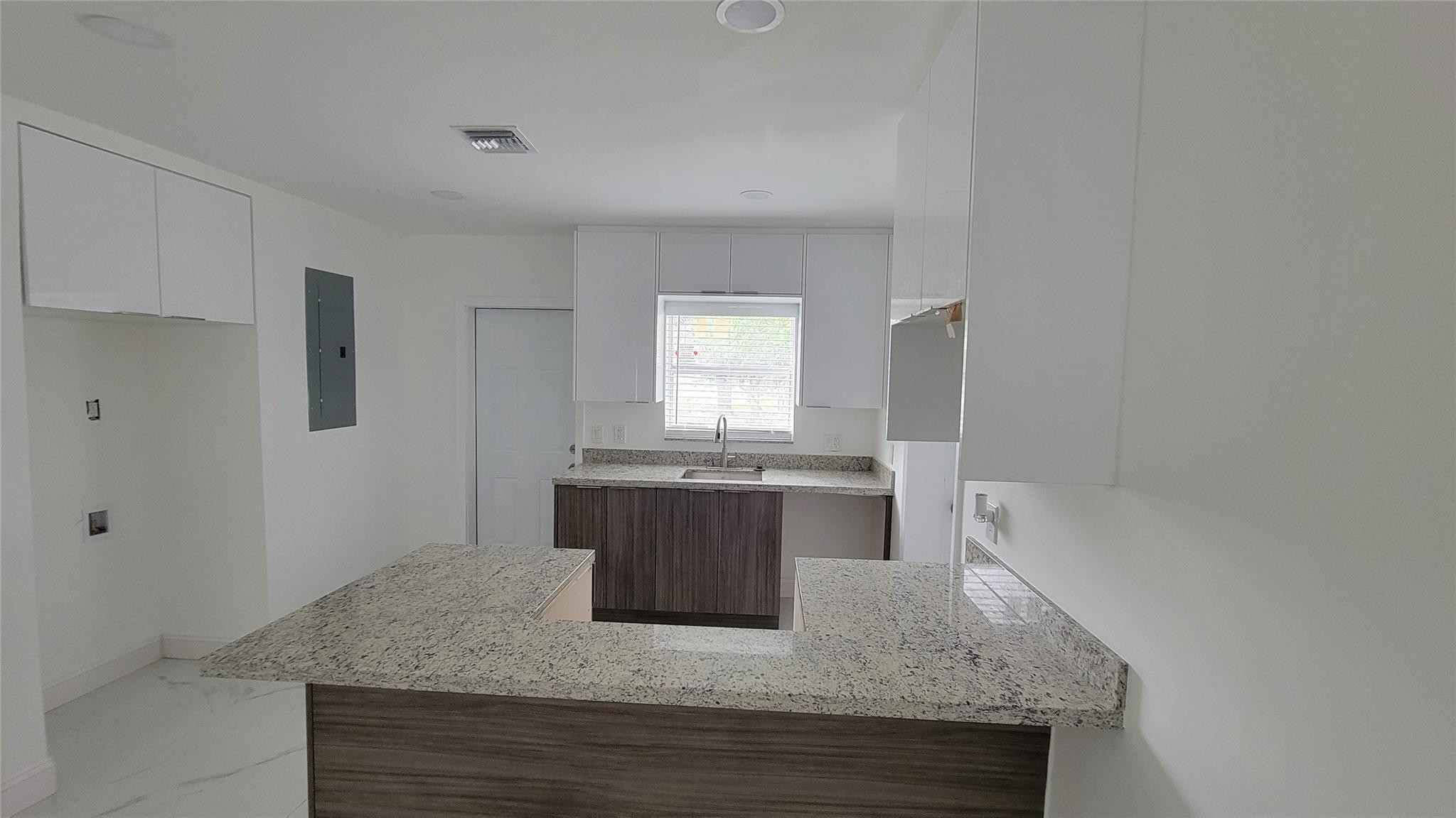 419 NW 17th Ave