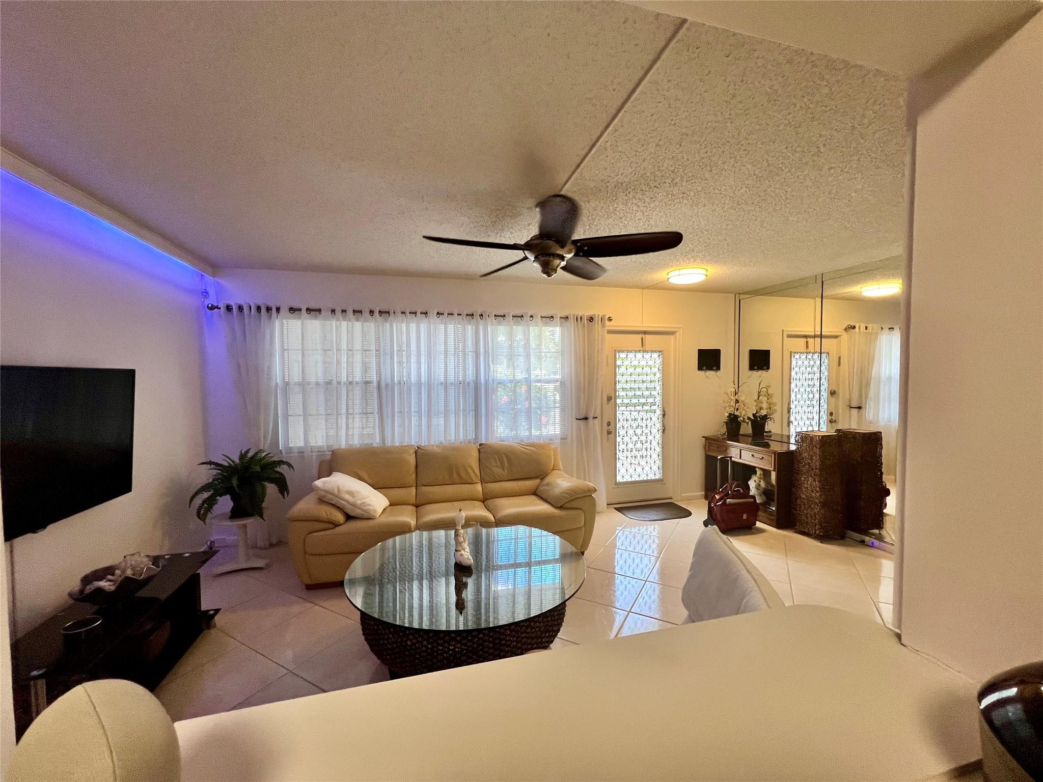 1027 Ellesmere B 1027
