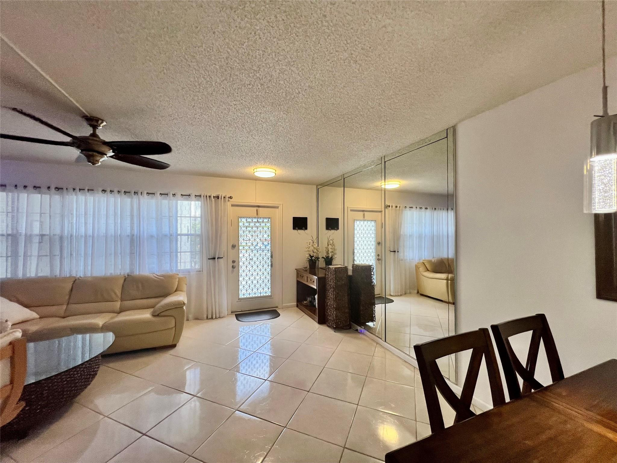 1027 Ellesmere B 1027