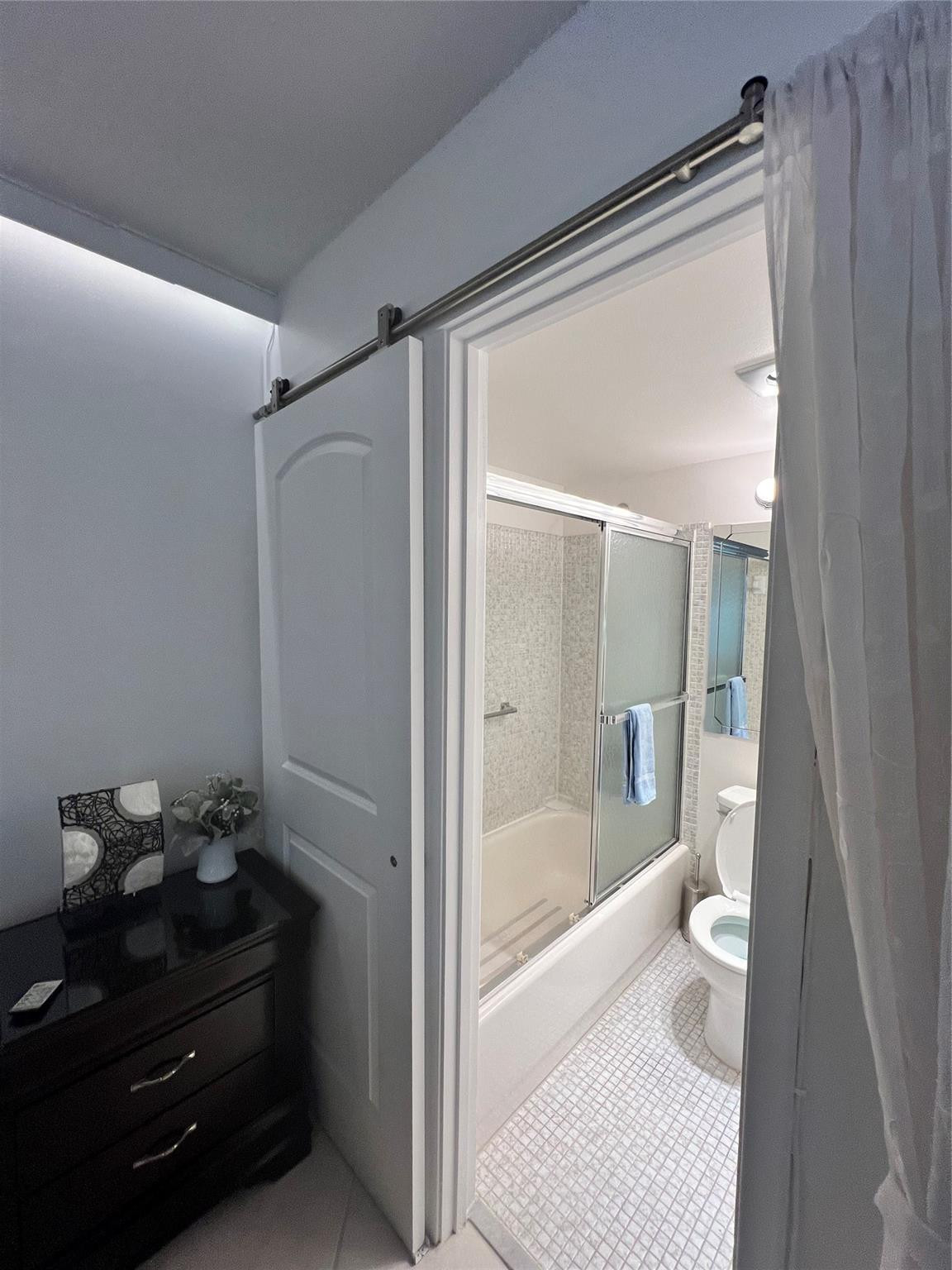 1027 Ellesmere B 1027