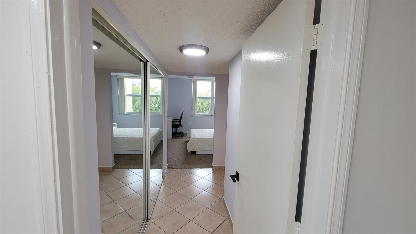 9410 Tangerine Pl 407