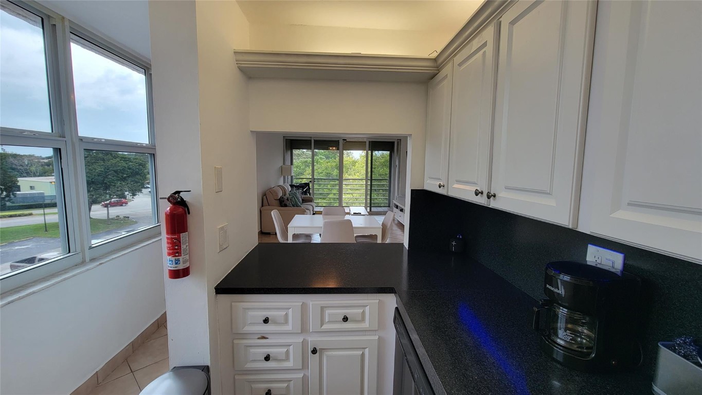 9410 Tangerine Pl 407
