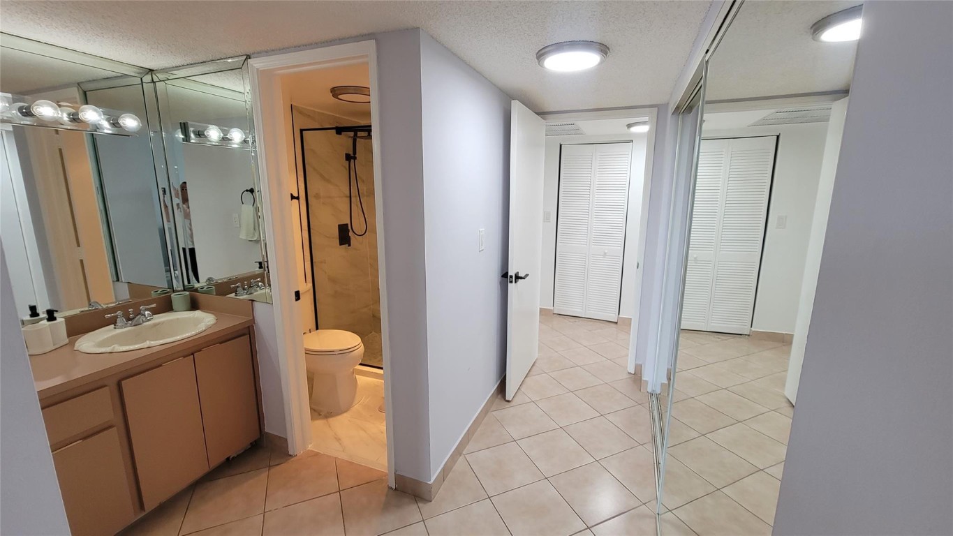 9410 Tangerine Pl 407
