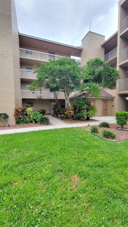 9410 Tangerine Pl 407