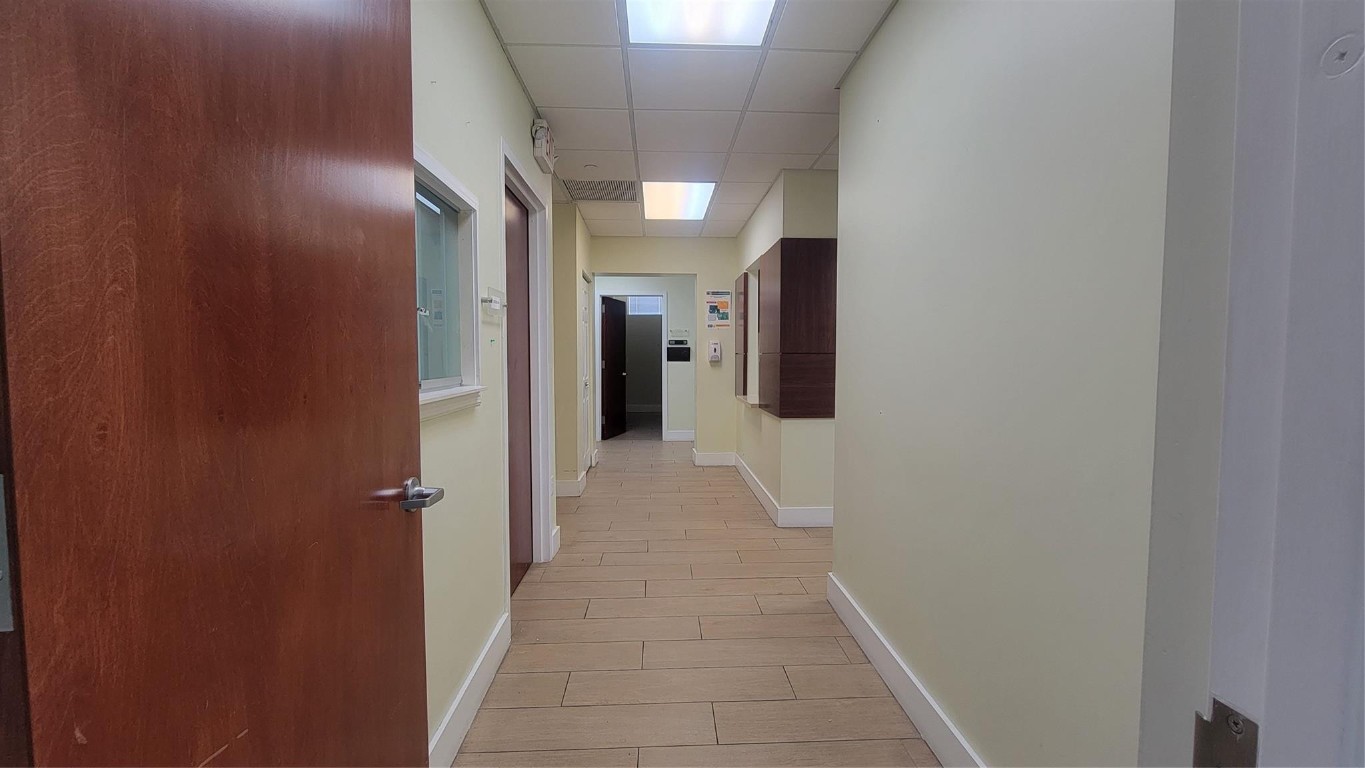 3880 W Broward Blvd B4,B5,B6,B7,B8,B9