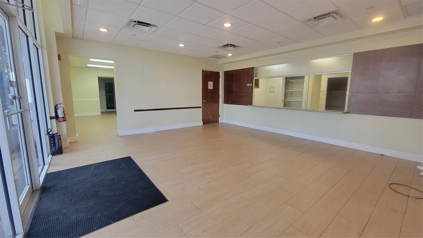 3880 W Broward Blvd B4,B5,B6,B7,B8,B9