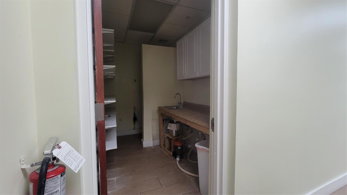 3880 W Broward Blvd B4,B5,B6,B7,B8,B9