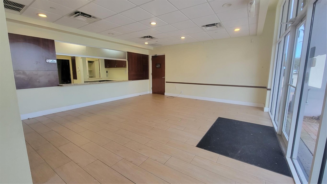 3880 W Broward Blvd B4,B5,B6,B7,B8,B9