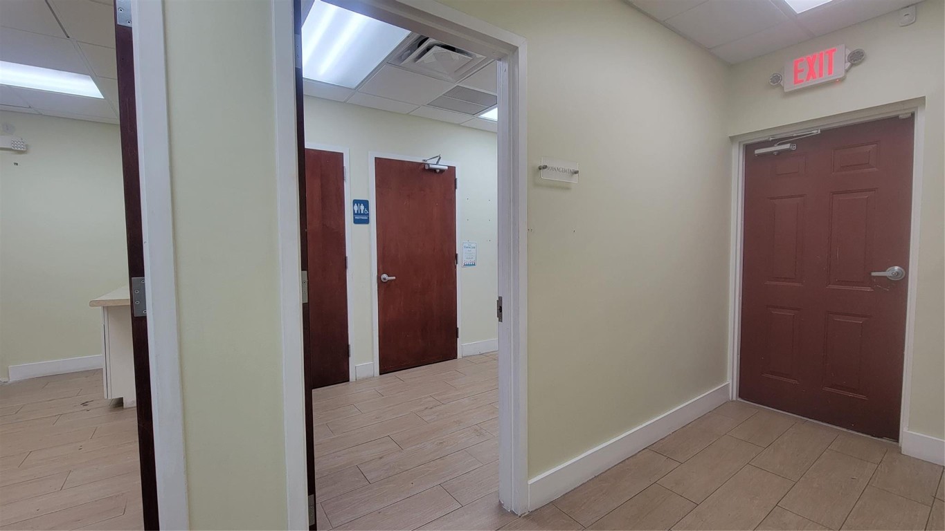3880 W Broward Blvd B4,B5,B6,B7,B8,B9