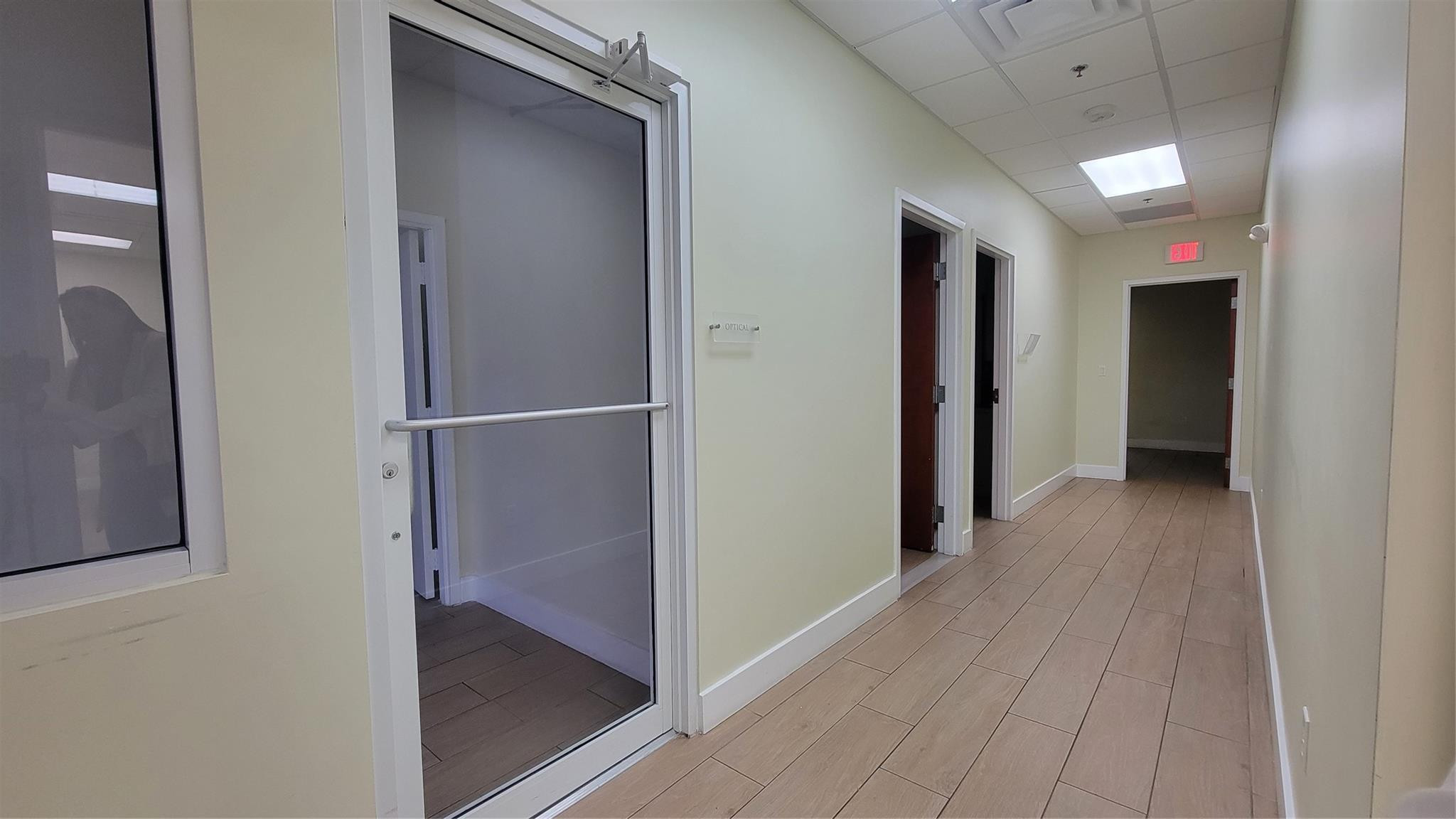 3880 W Broward Blvd B4,B5,B6,B7,B8,B9