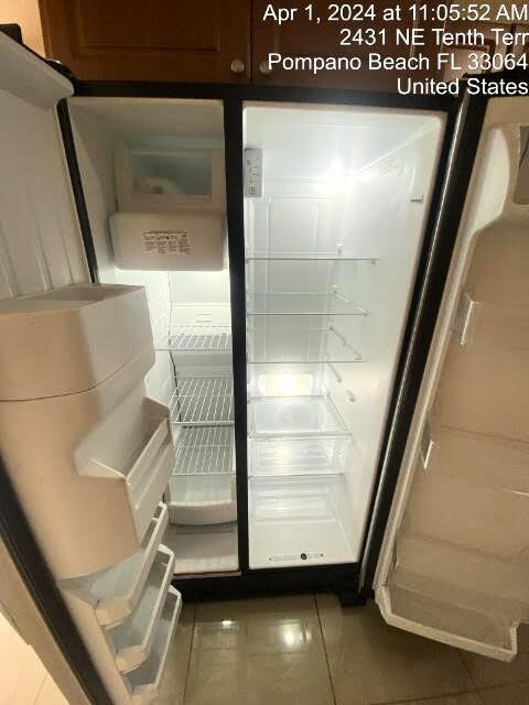 2431 NE 10th Ter 0