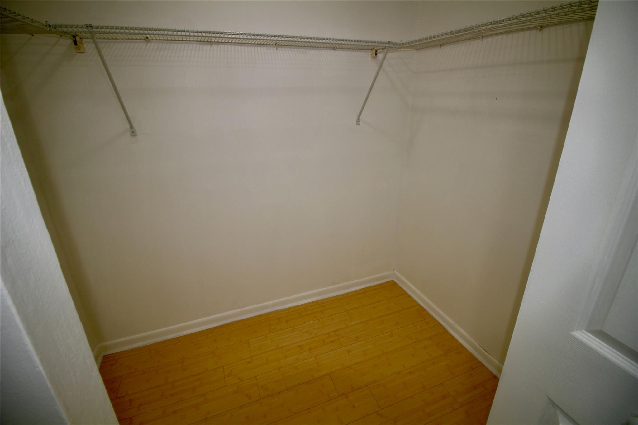 1800 N Lauderdale Ave 1201