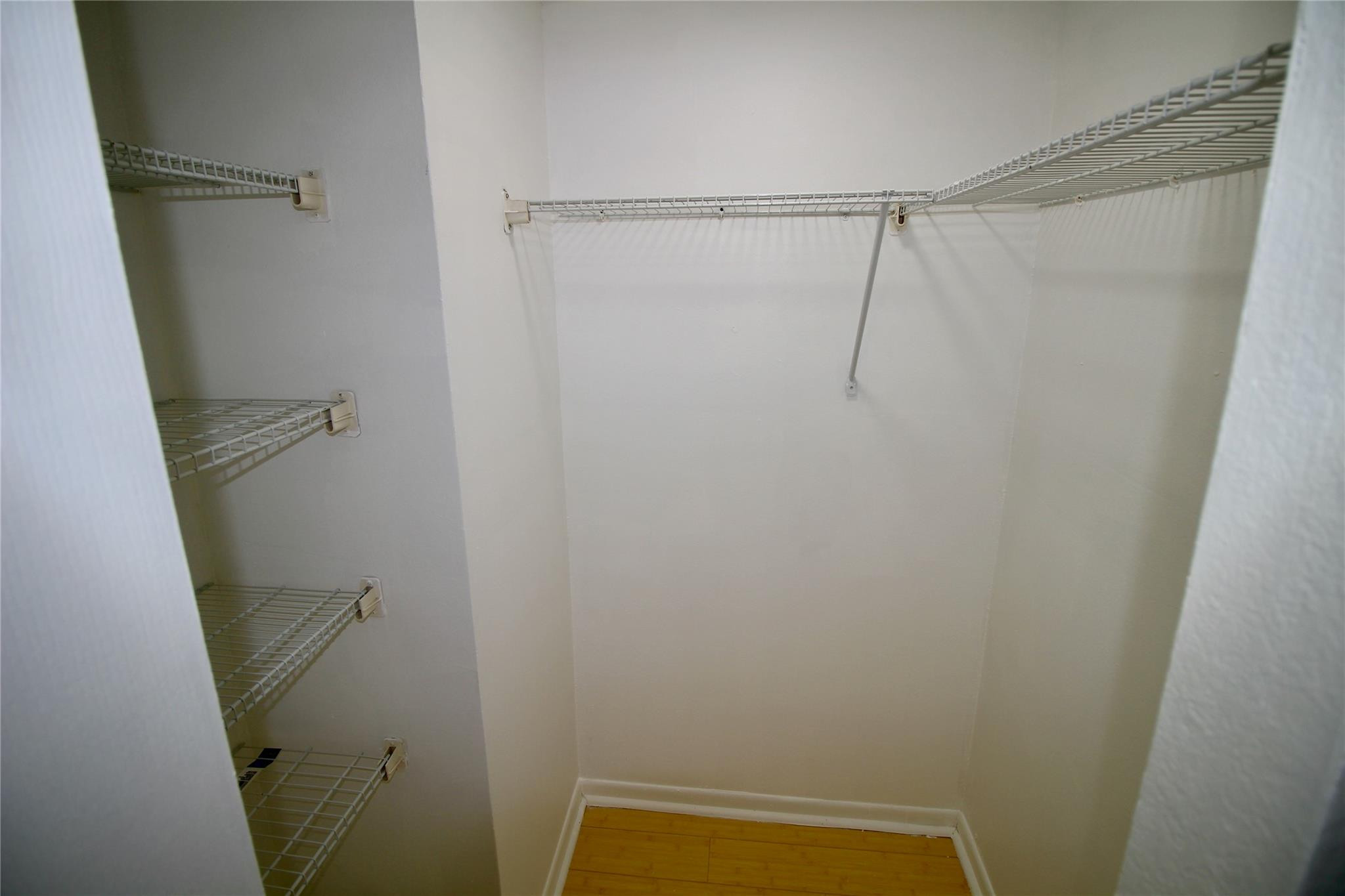 1800 N Lauderdale Ave 1201