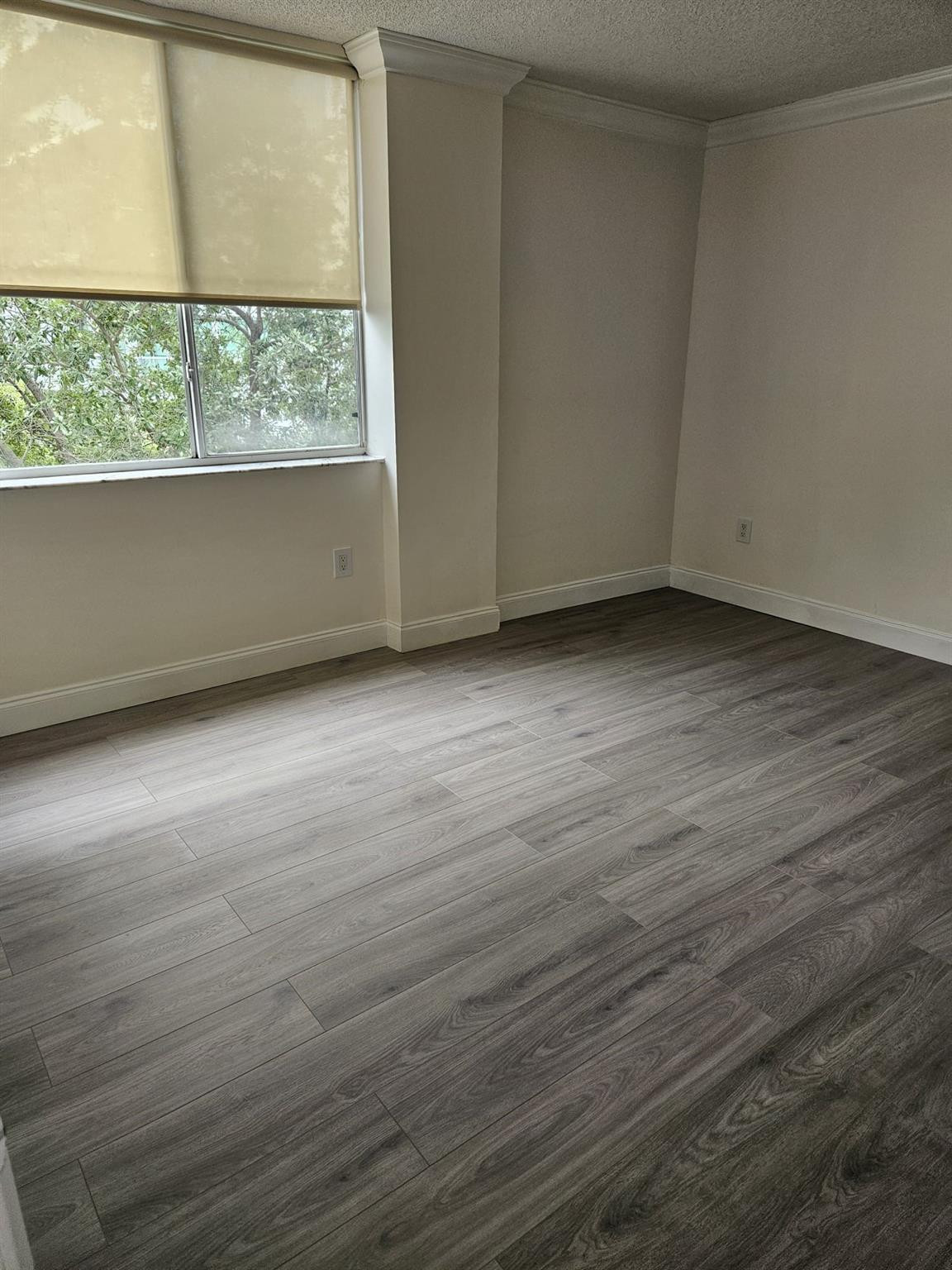 126 SW 17 RD 407