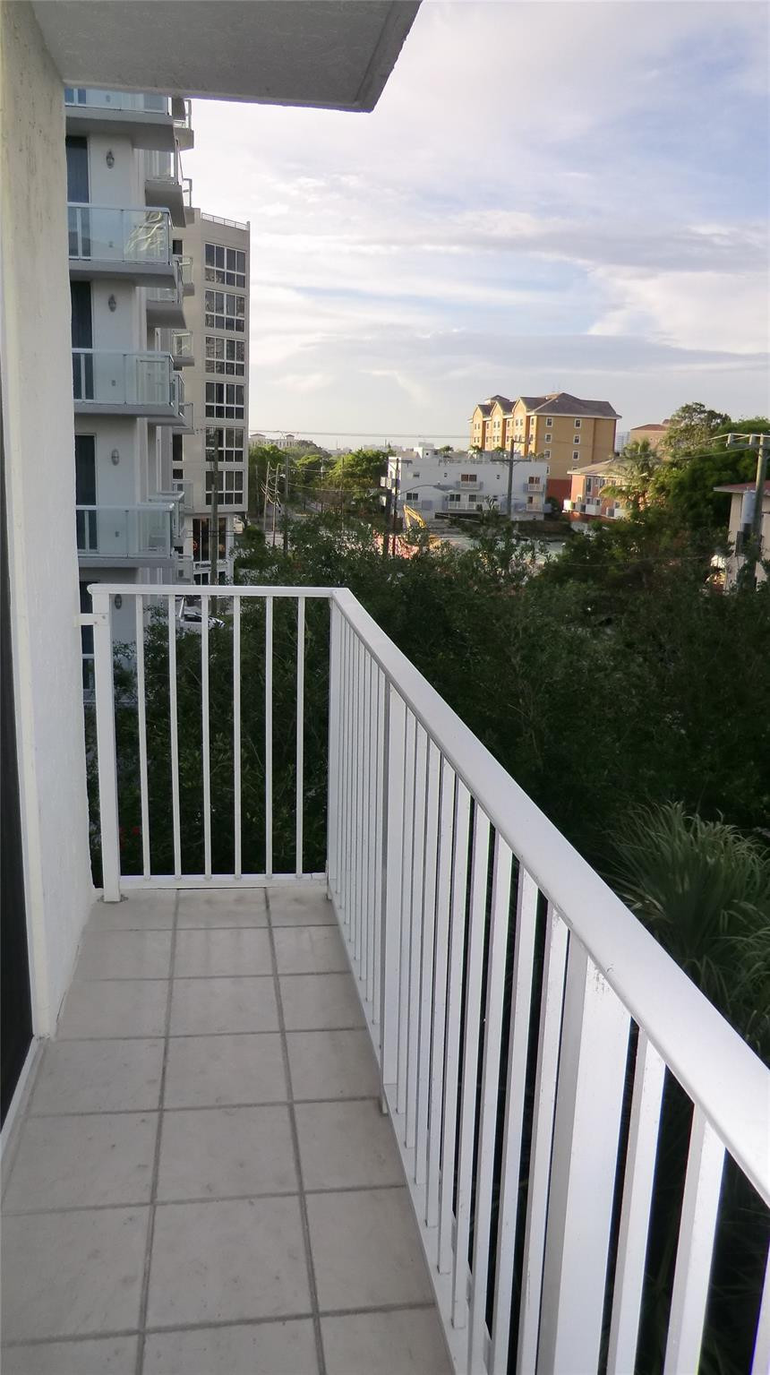 126 SW 17 RD 407