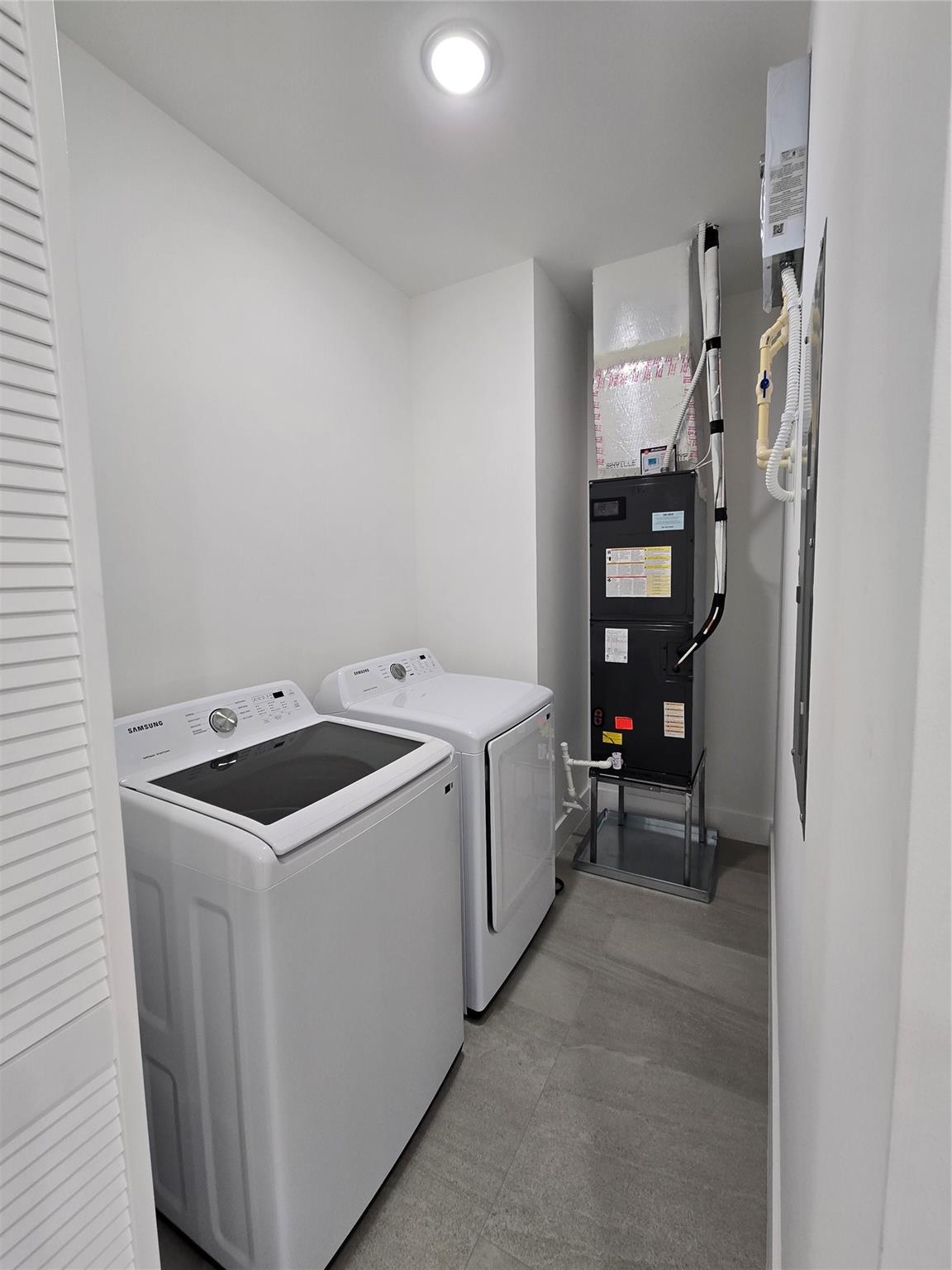 5987 Tiffany Place