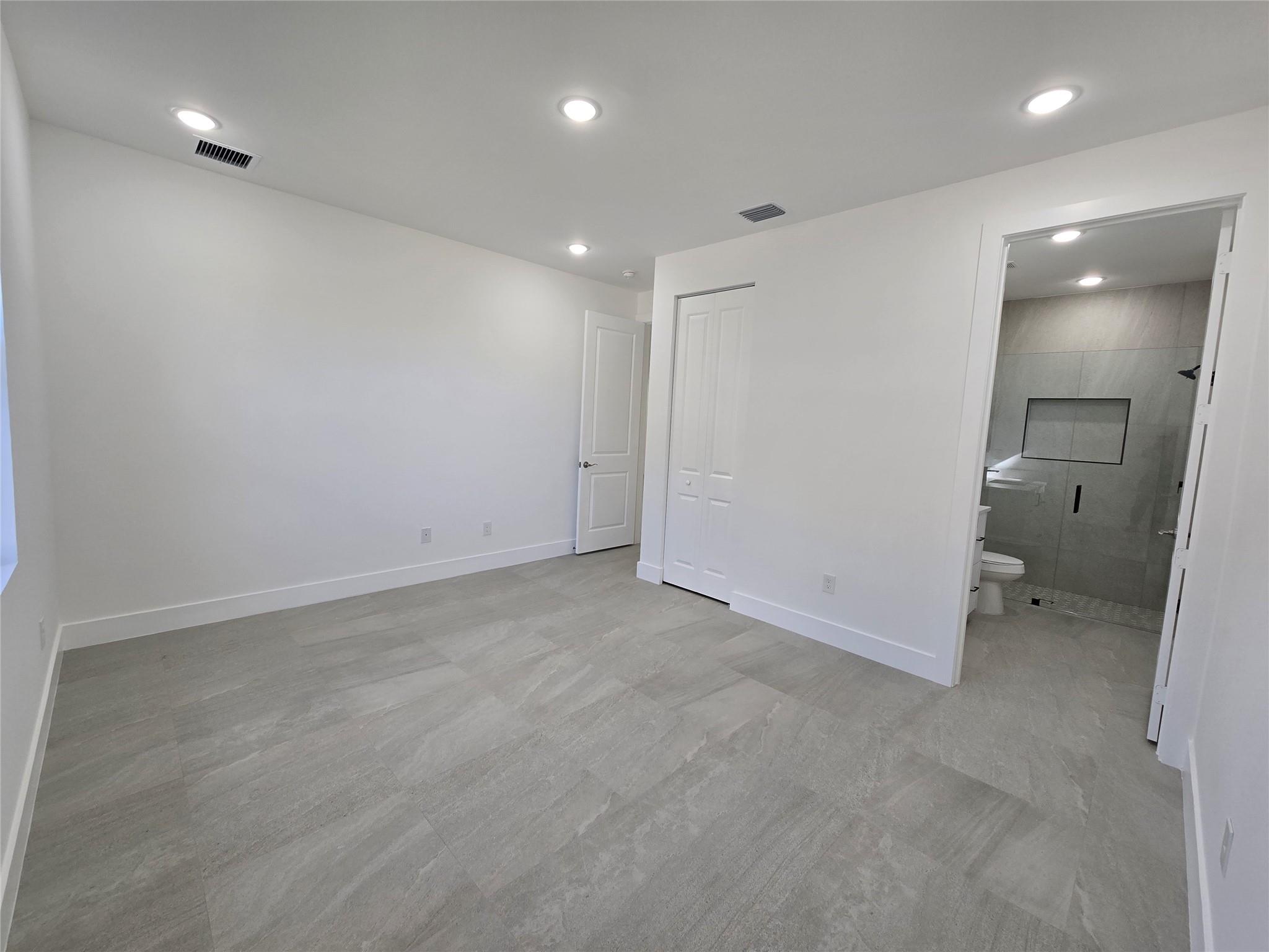 5987 Tiffany Place