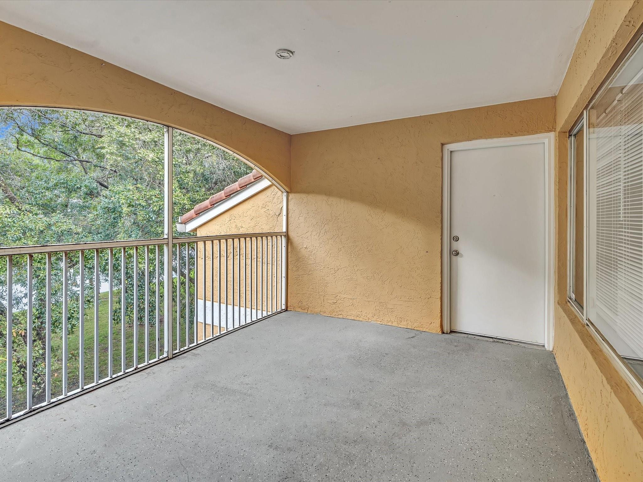 2465 NW 33rd St 1513