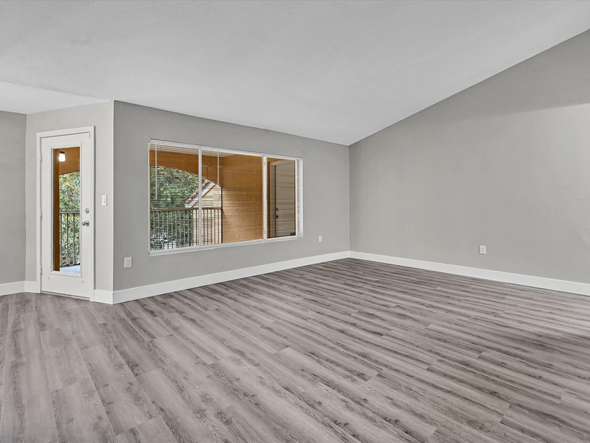 2465 NW 33rd St 1513