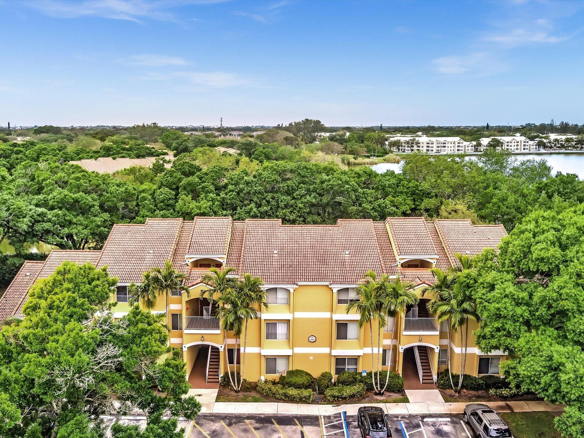 2465 NW 33rd St 1513