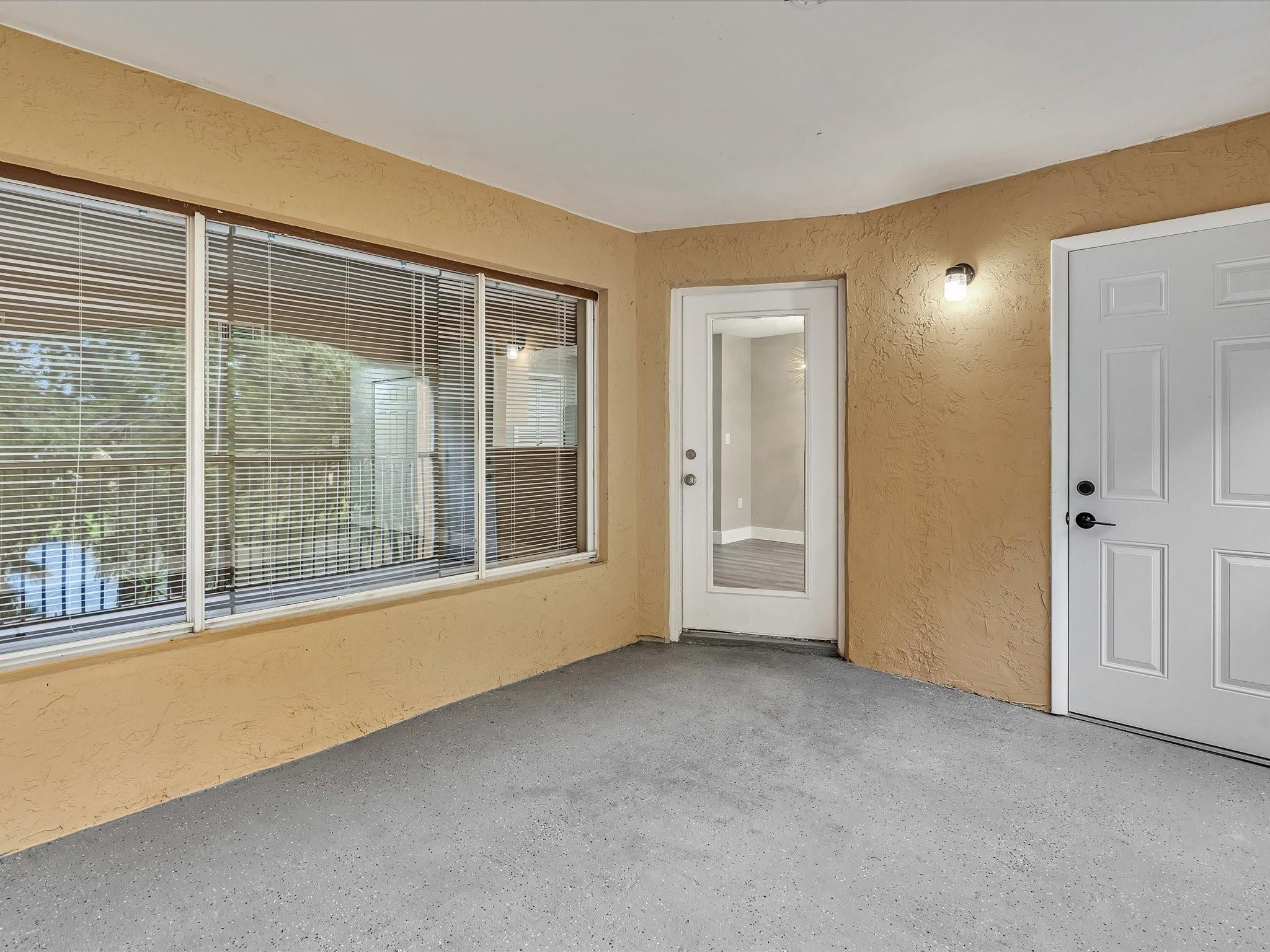 2465 NW 33rd St 1513