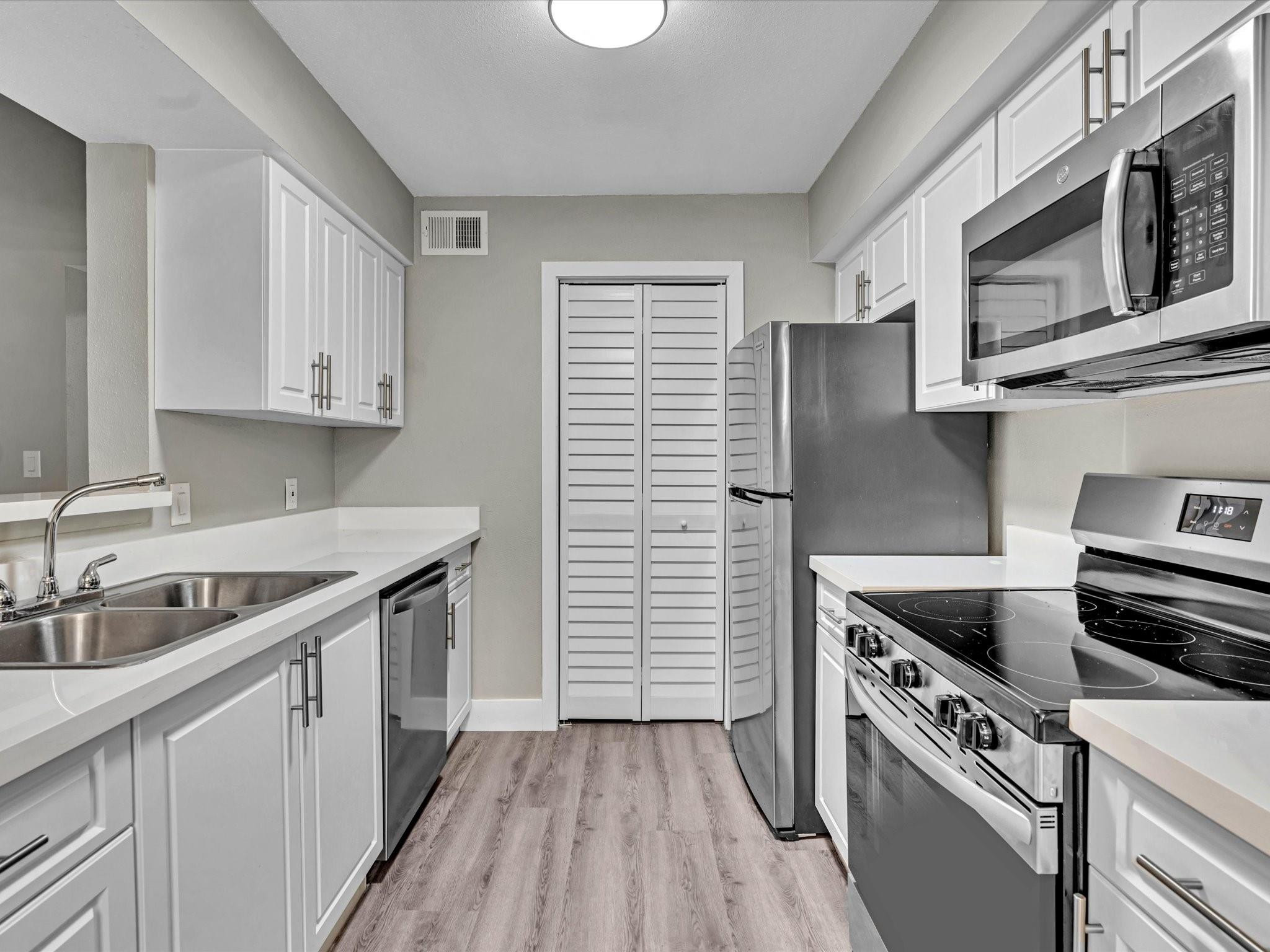 2465 NW 33rd St 1513