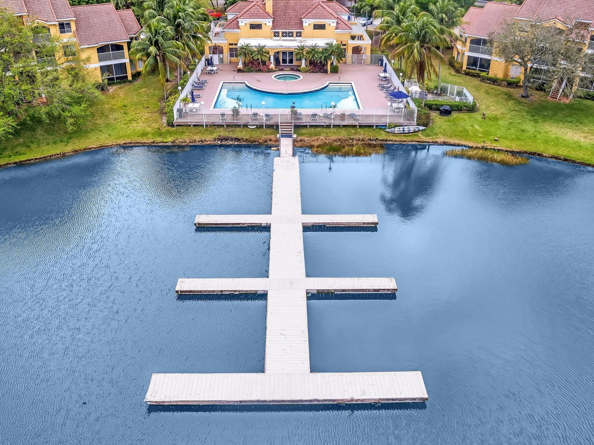 2465 NW 33rd St 1513