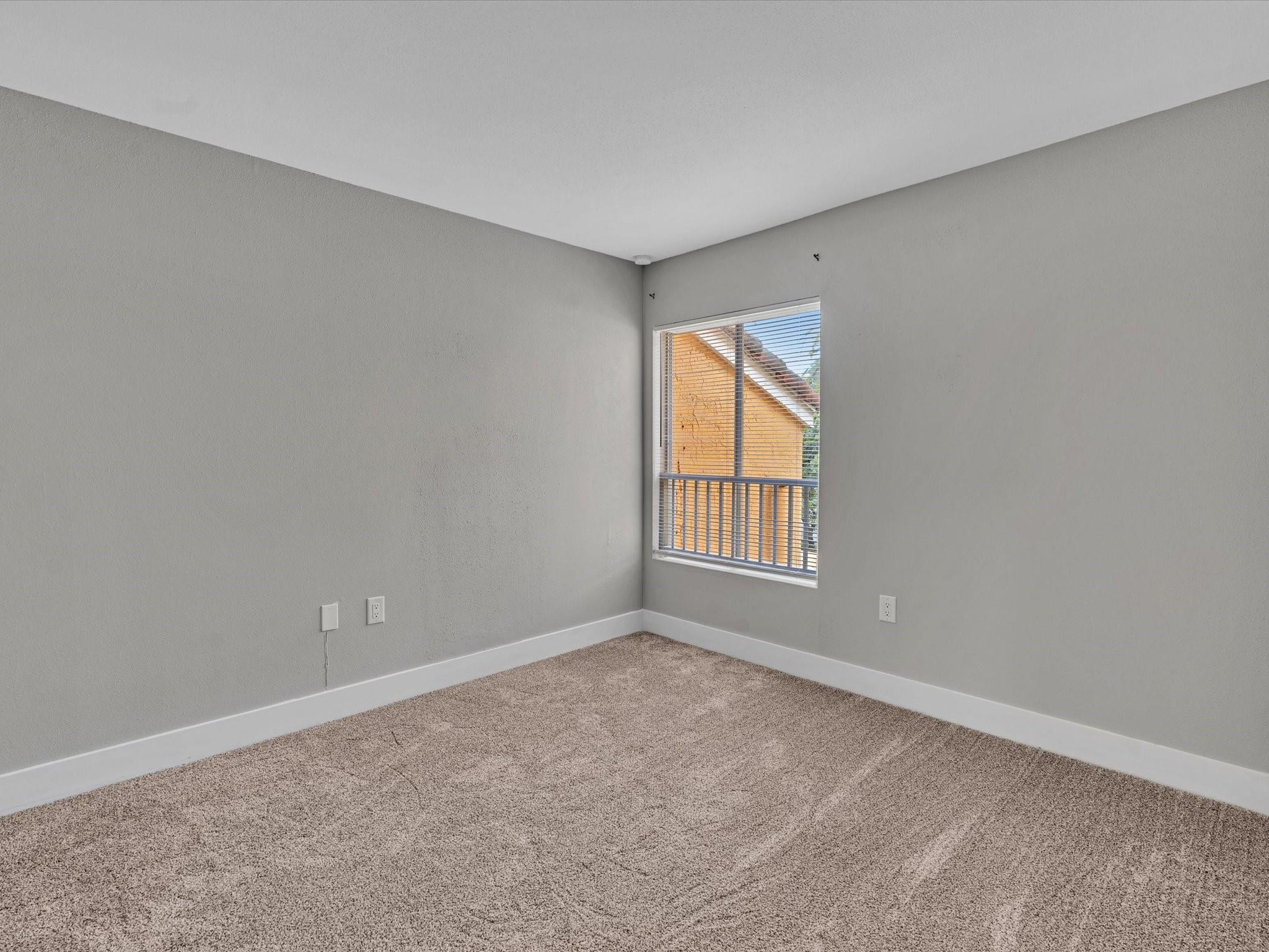 2465 NW 33rd St 1513