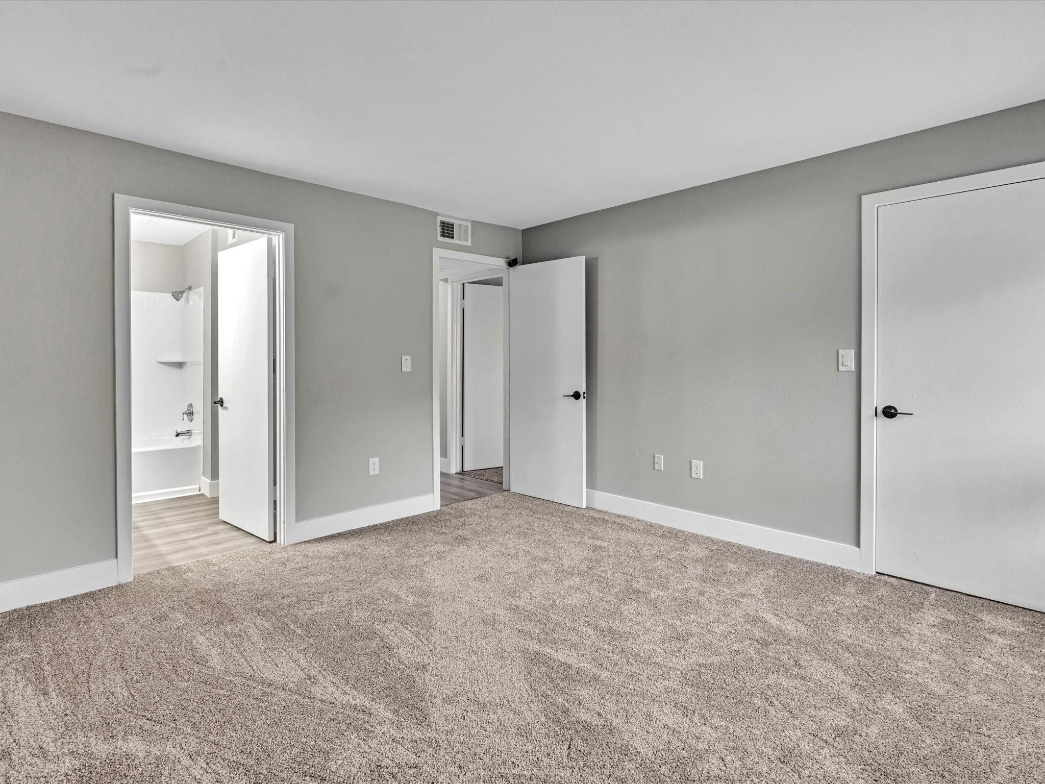2465 NW 33rd St 1513