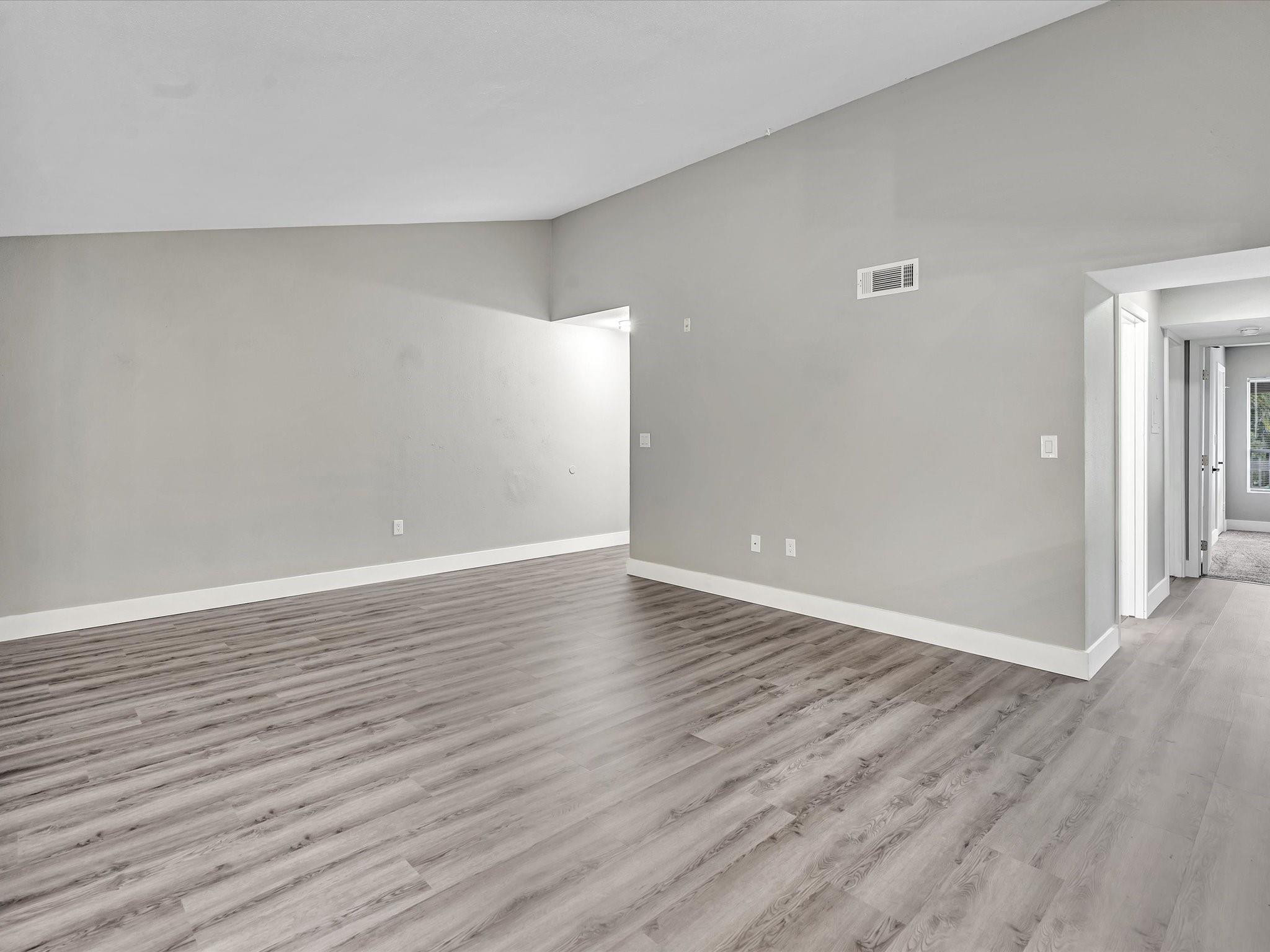 2465 NW 33rd St 1513
