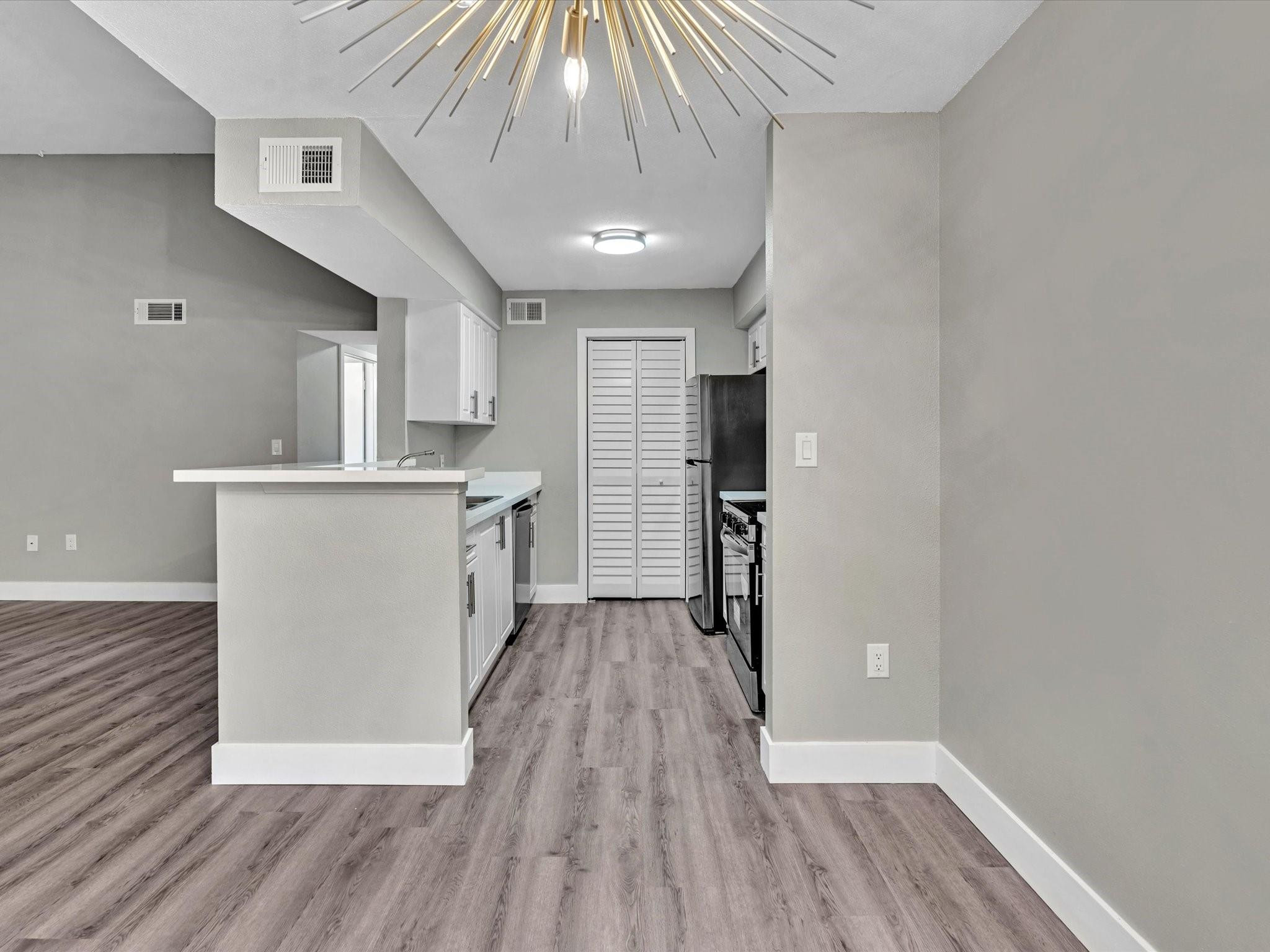 2465 NW 33rd St 1513
