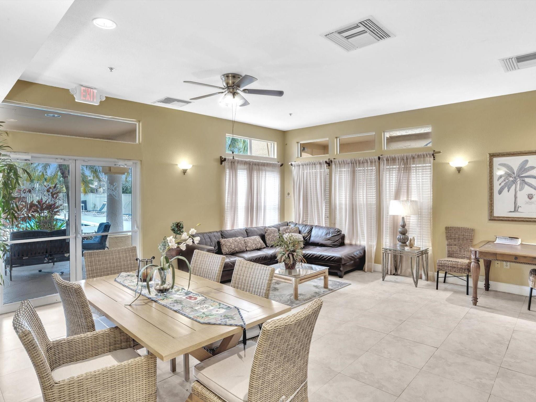 2465 NW 33rd St 1513