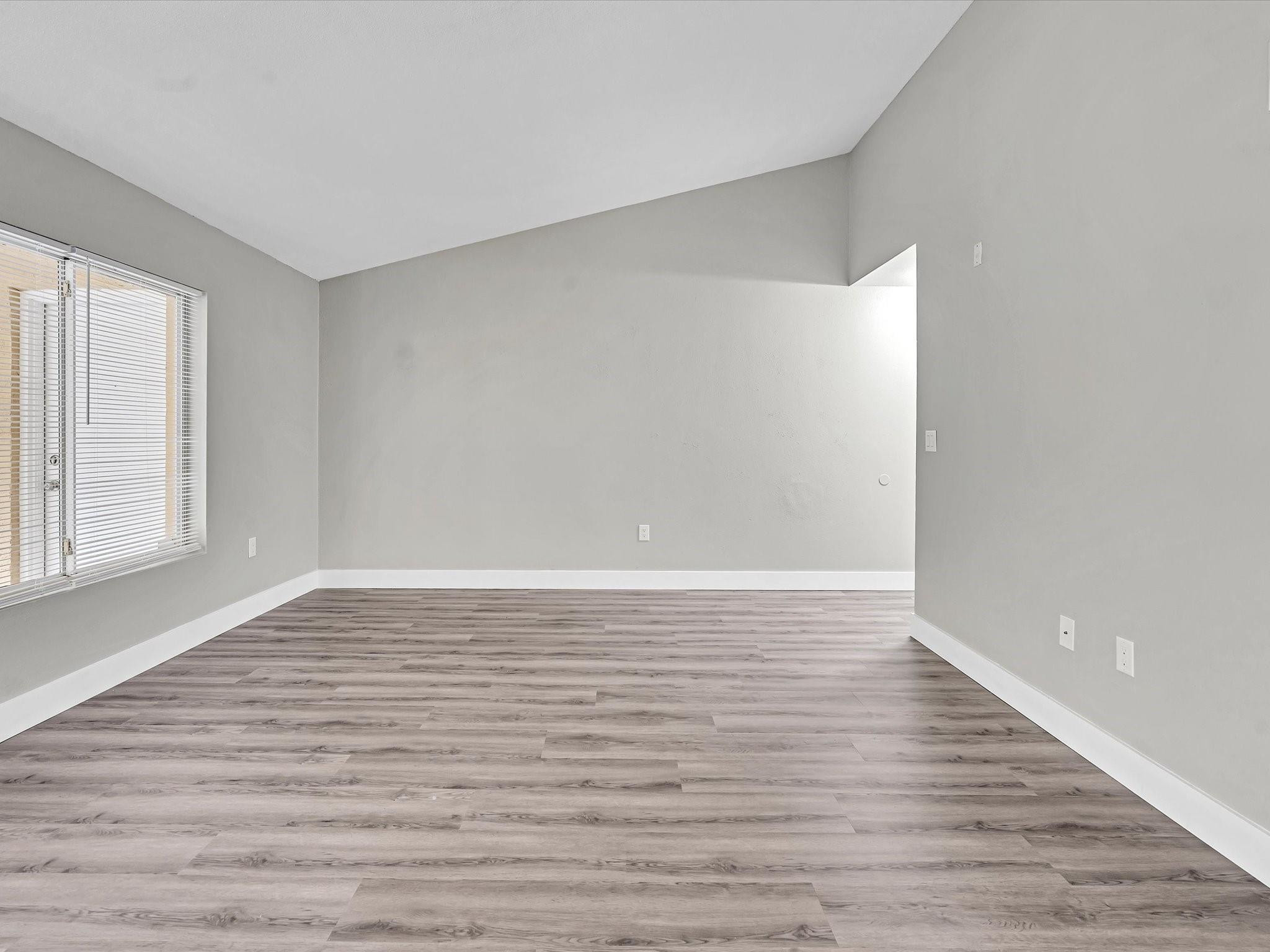 2465 NW 33rd St 1513