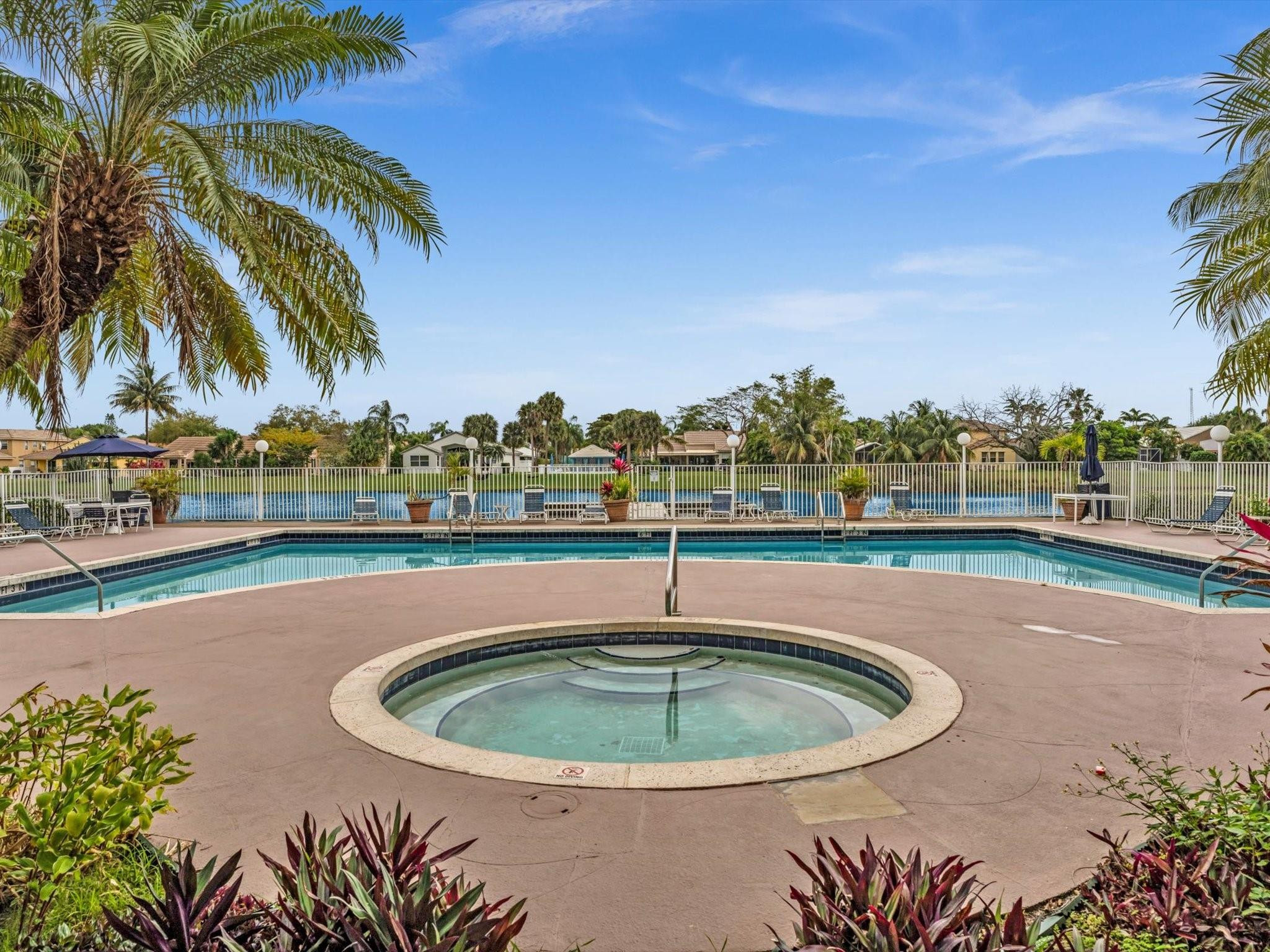 2465 NW 33rd St 1513